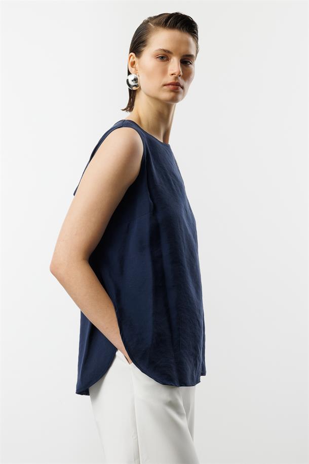 Yırtmaç Detaylı Bluz-LACI