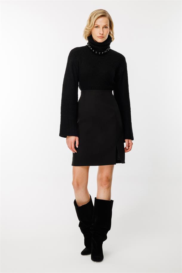 Yırtmaç Detaylı Etek-SİYAH