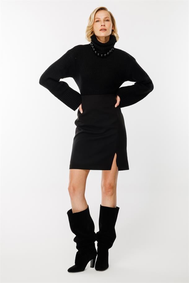 Yırtmaç Detaylı Etek-SİYAH