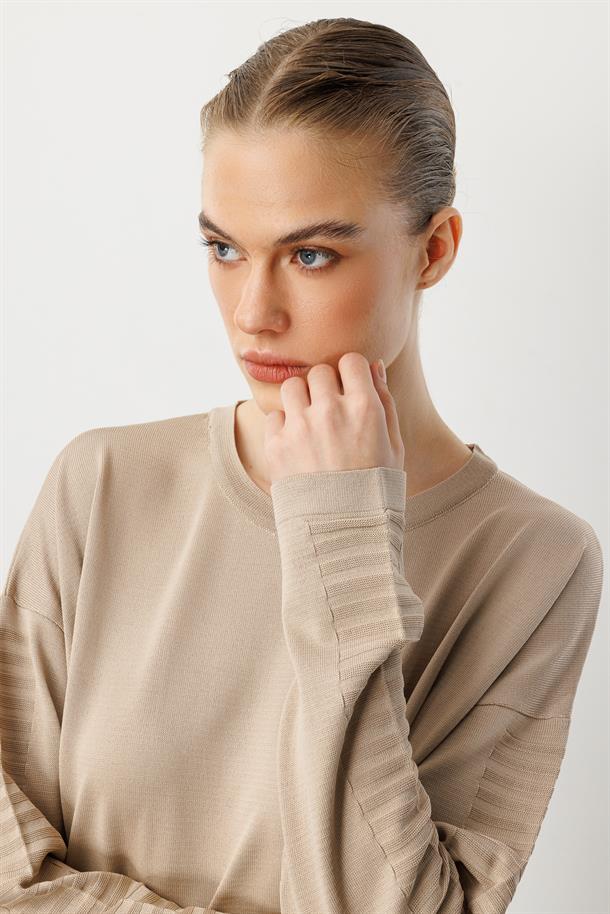 Yırtmaç Detaylı Triko Tunik-TAŞ