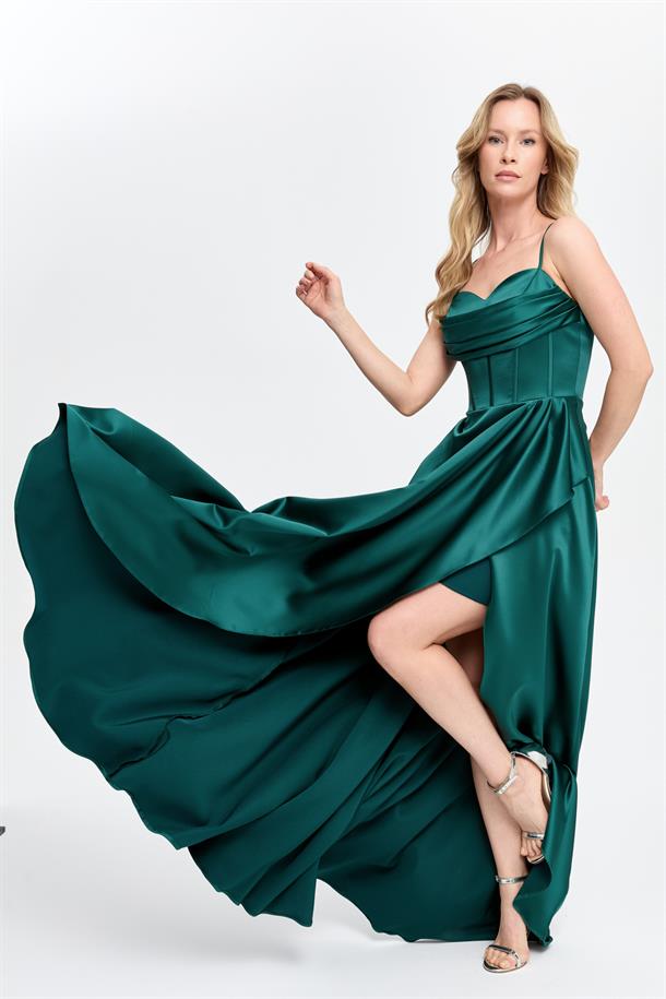 Yırtmaçlı Uzun Saten Abiye-ZÜMRÜT