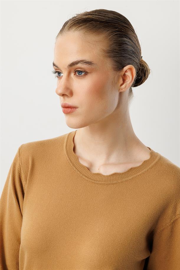Yuvarlak Yaka Angora Triko Kazak-CAMEL