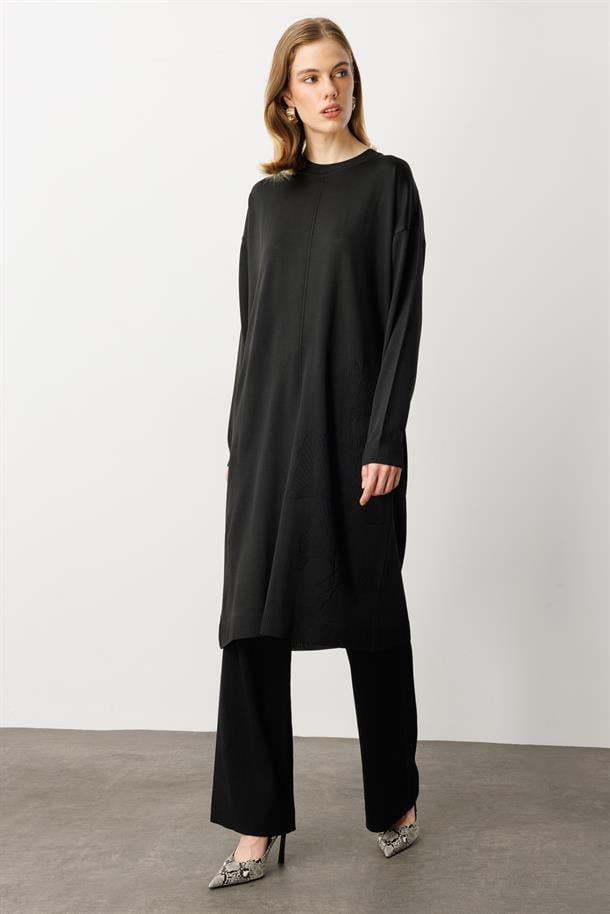 Yuvarlak Yaka Desenli Triko Tunik-SİYAH