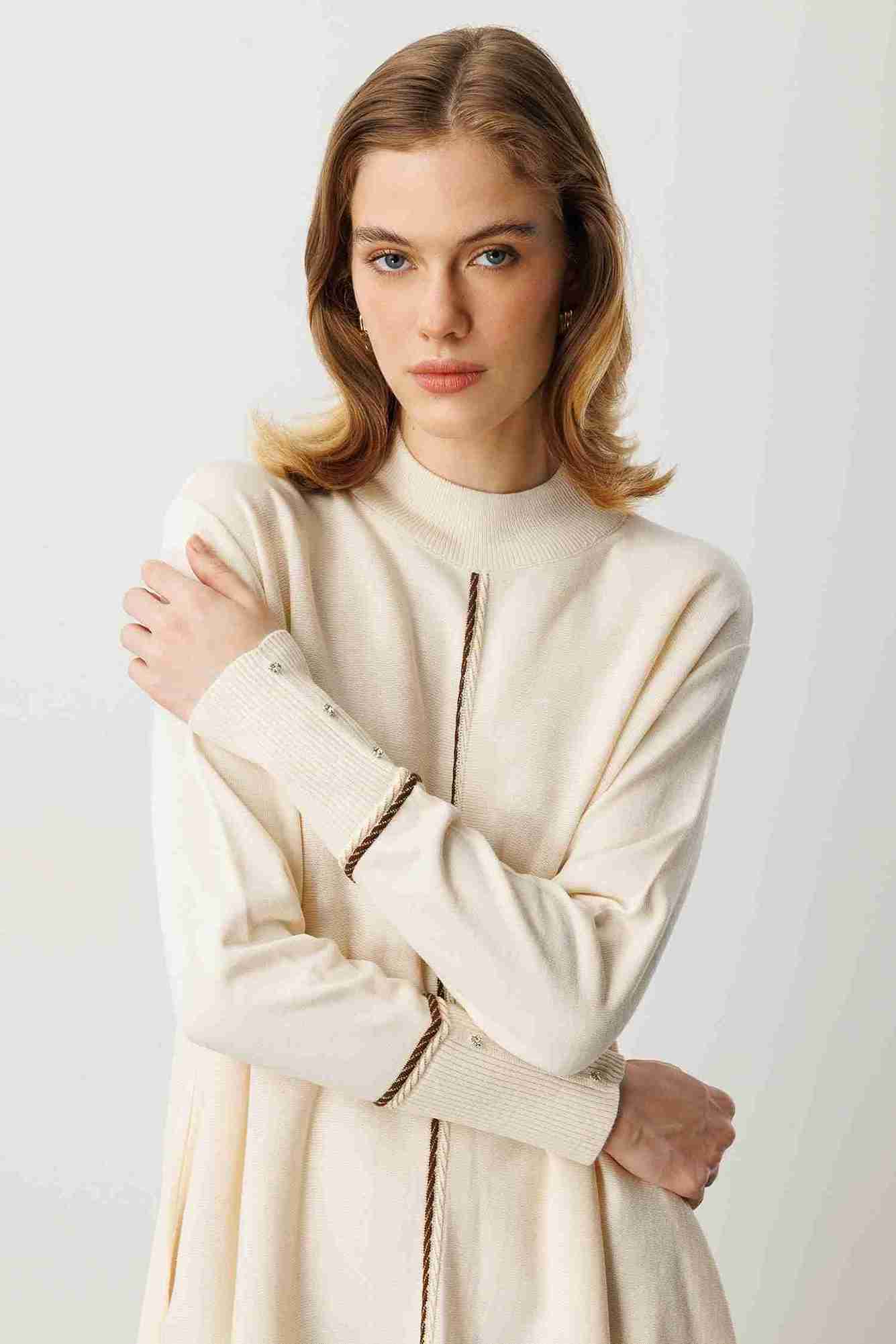 onu-simli-triko-elbise