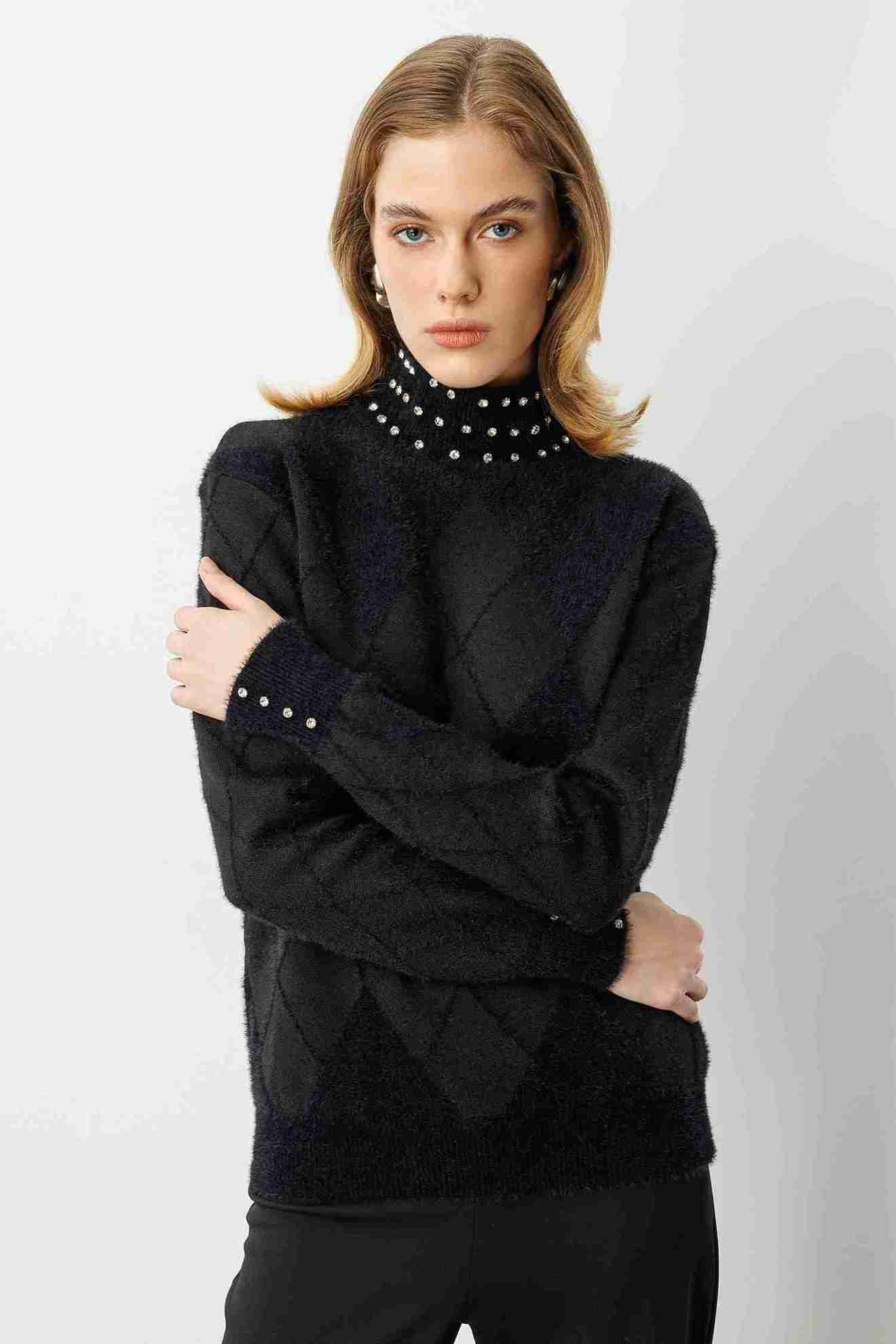 bogazli-kazak-kombin