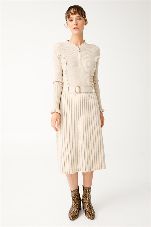 Pilise Detaylı Kemerli Triko Elbise - BEJ | Accort.com.tr