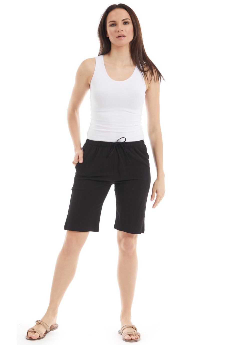 Şile Bezi Kadın Siyah Şort