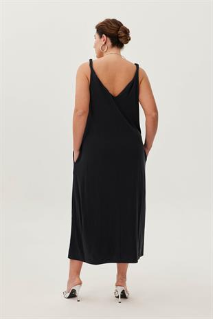 BLANCO V Yaka Cepli Askılı Siyah Elbise