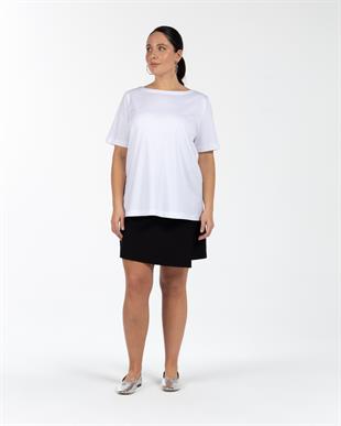 JENNY Kayık Yaka Basic Kısa Kollu Kadın T-shirt Beyaz