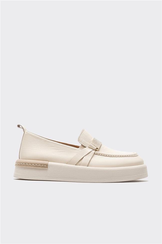 Bej Deri Kadın Loafer