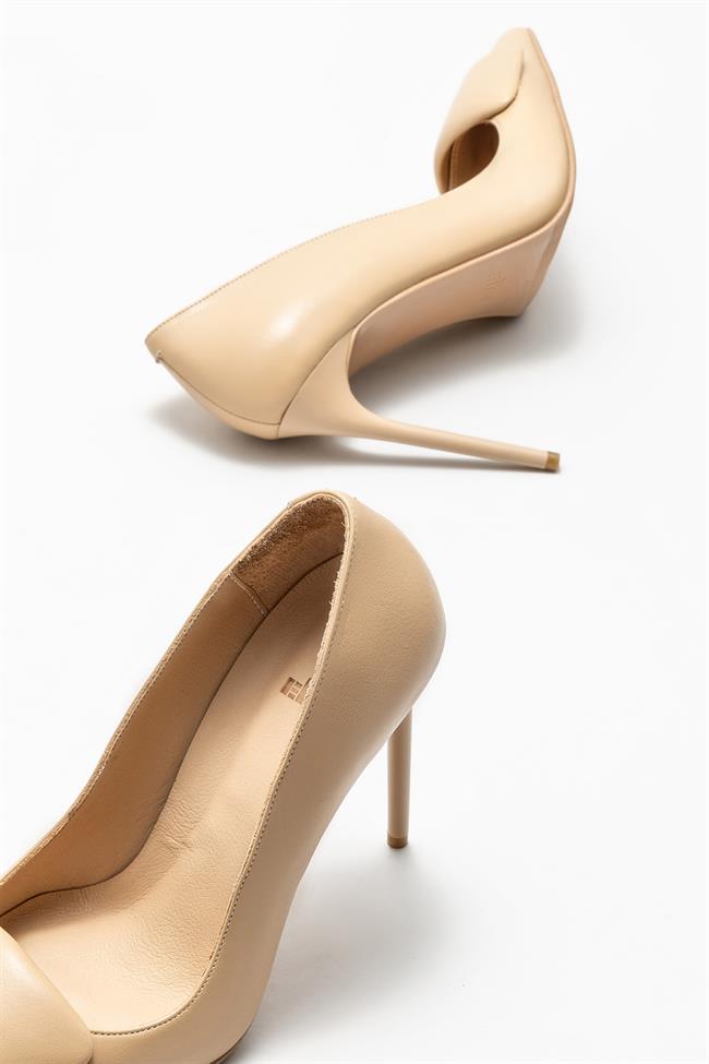 Bej Deri Kadın Stiletto