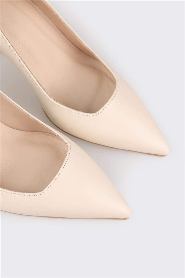 Ekru Deri Kadın Stiletto