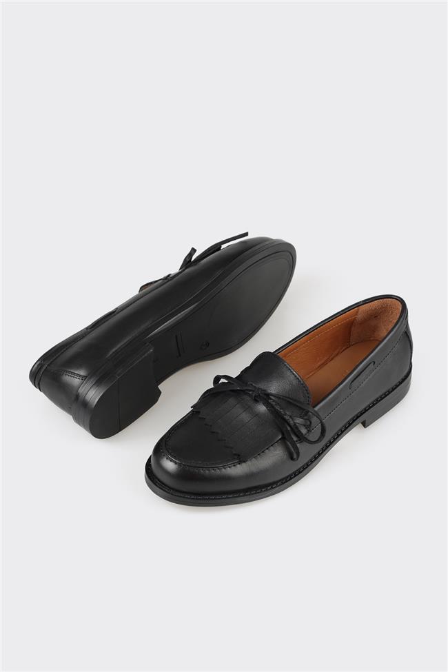 Siyah Deri Kadın Loafer