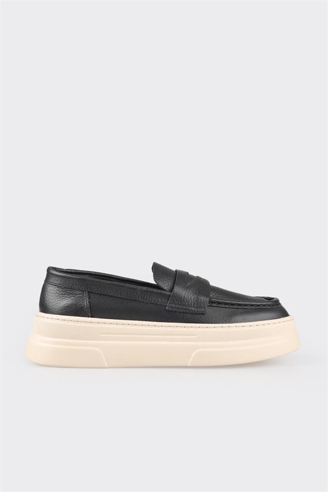 Siyah Deri Kadın Loafer