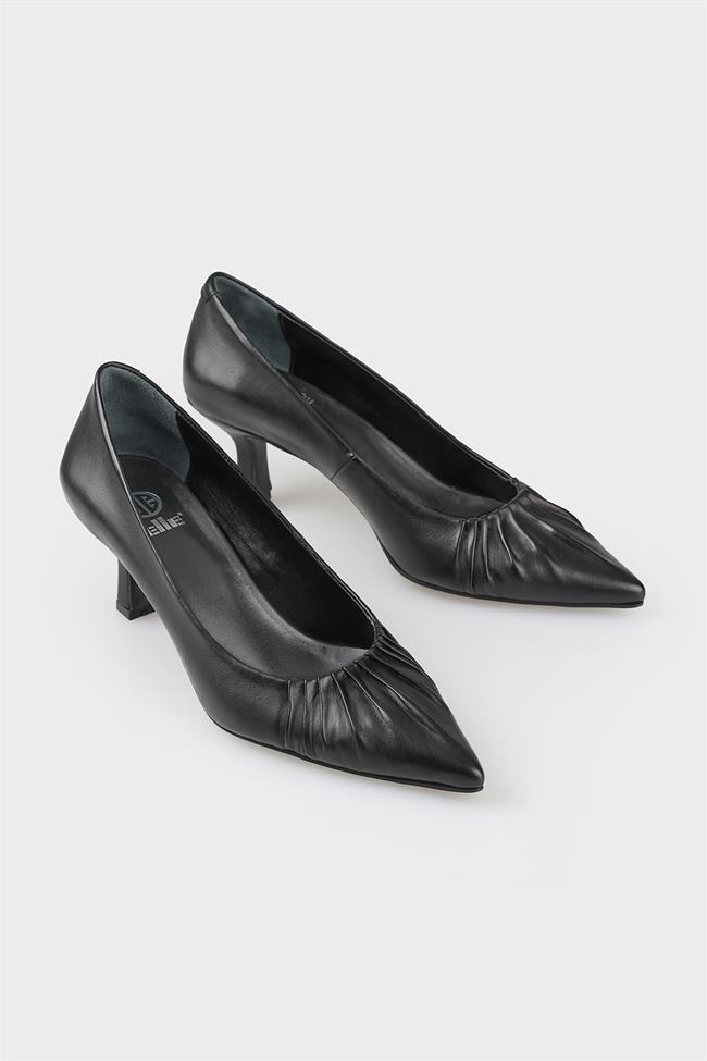 Siyah Deri Kadın Stiletto