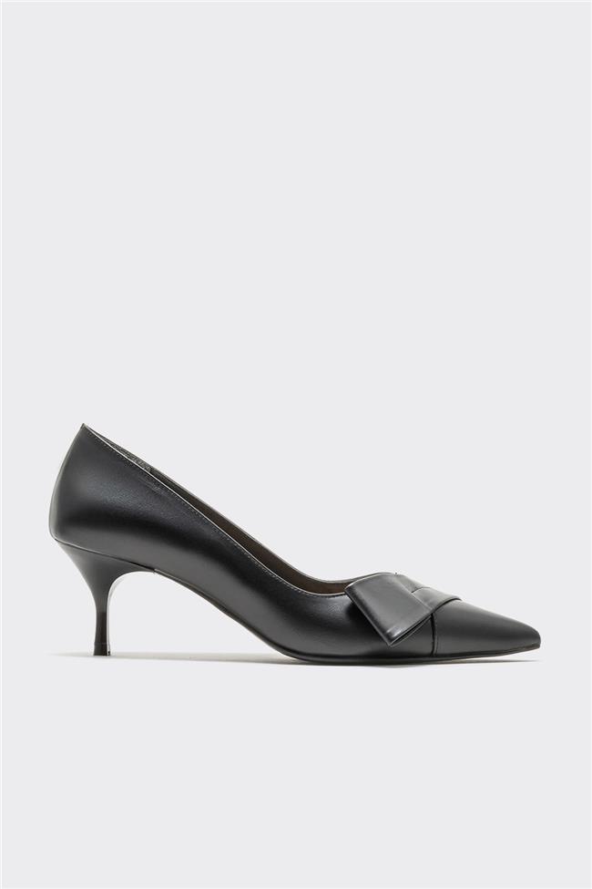 Siyah Deri Kadın Stiletto