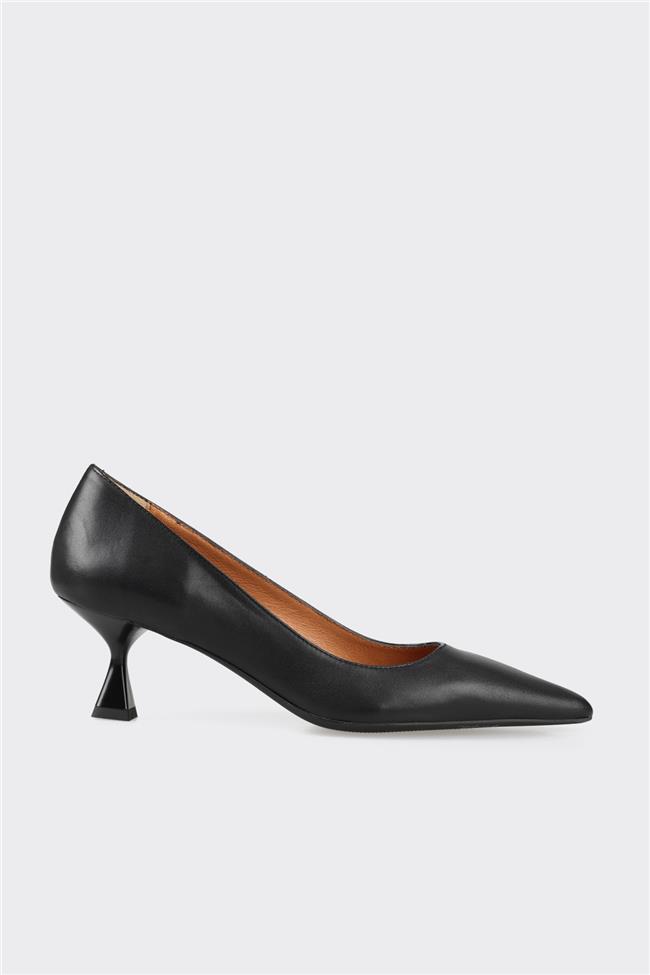Siyah Deri Kadın Stiletto