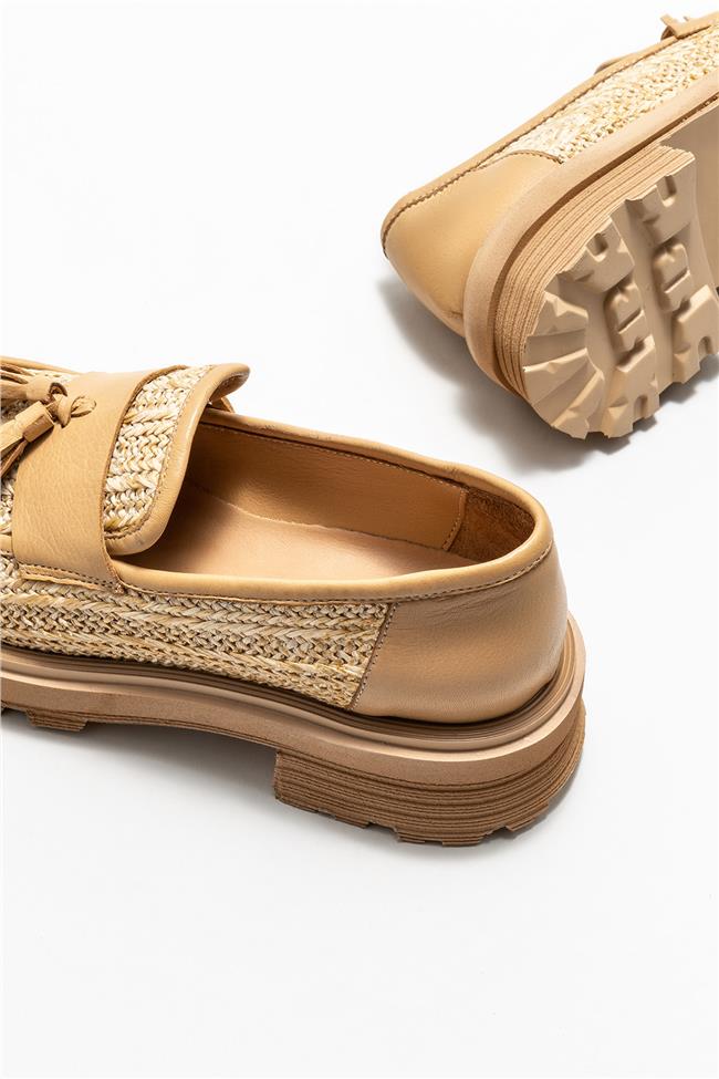 Bej Deri Kadın Loafer