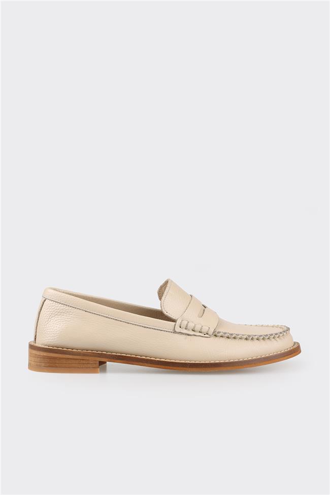 Bej Deri Kadın Loafer