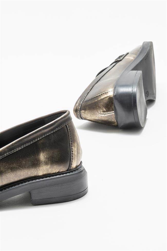 Gold Deri Kadın Loafer