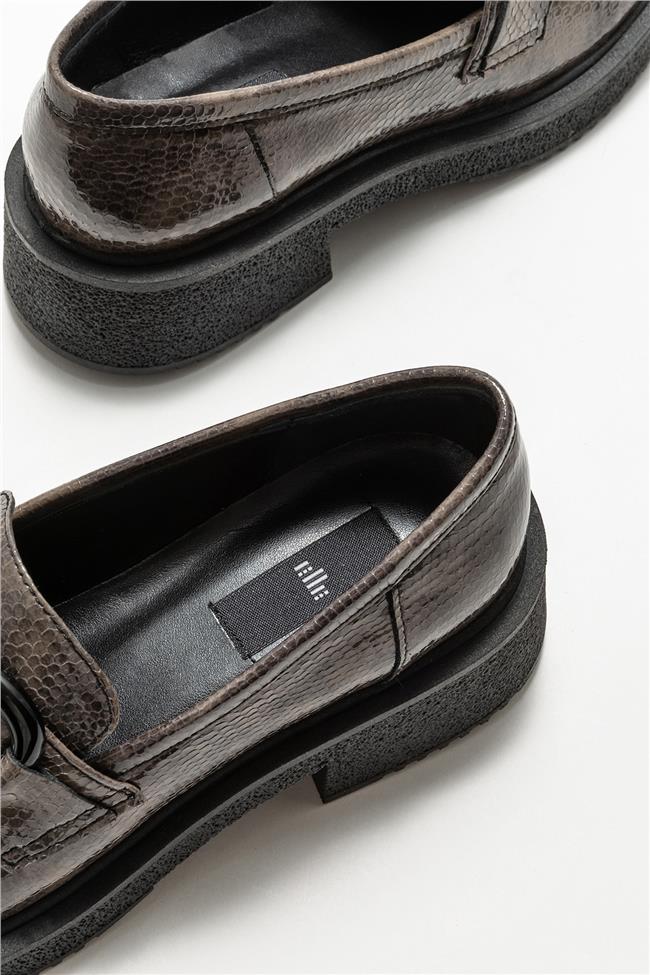 Gri Deri Kadın Loafer