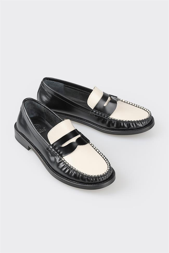 Siyah Deri Kadın Loafer