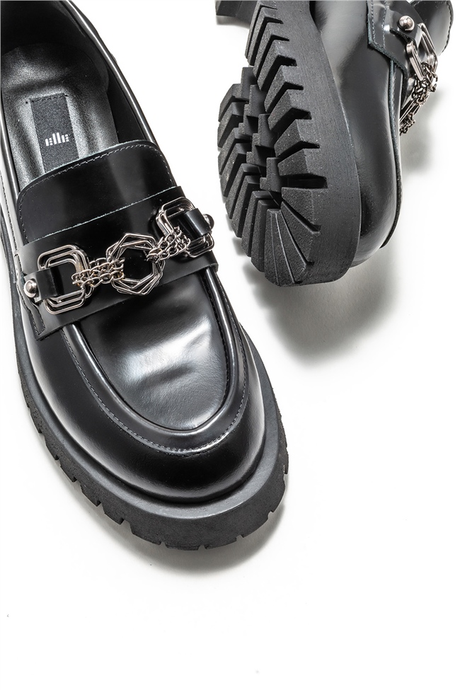 Siyah Deri Kadın Loafer