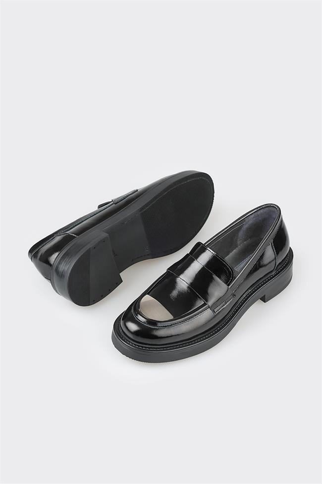 Siyah Deri Kadın Loafer