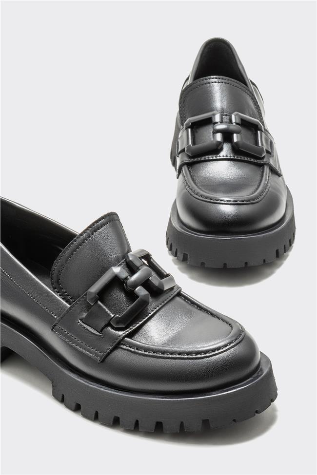 Siyah Deri Kadın Loafer