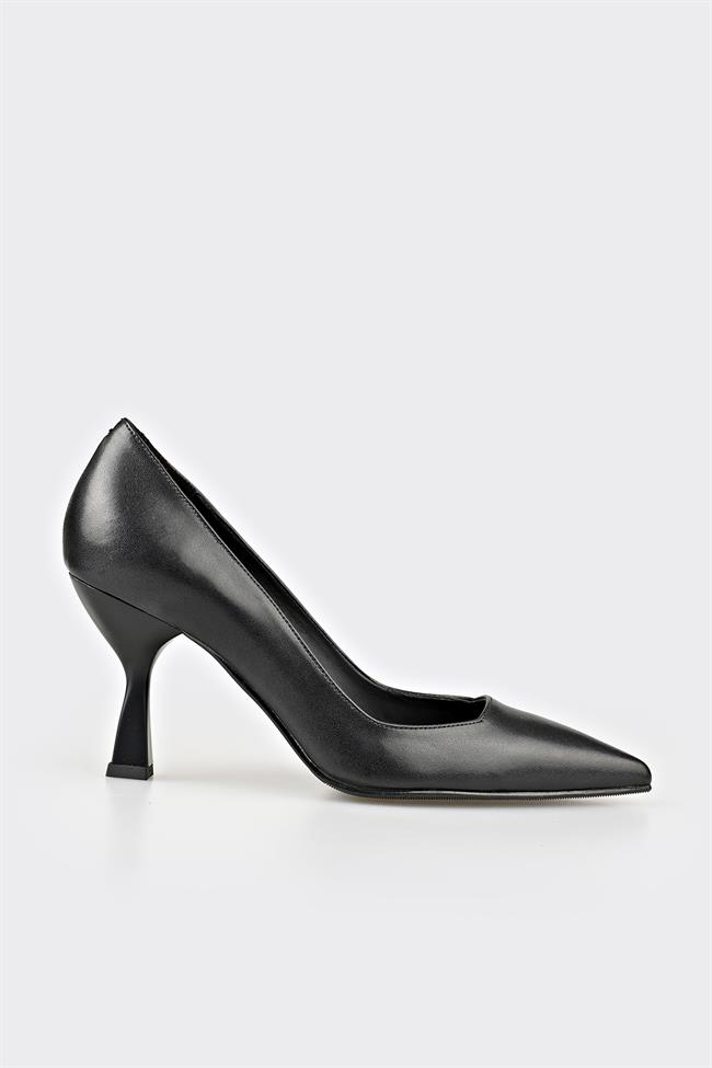 Siyah Deri Kadın Stiletto