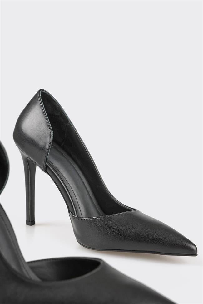 Siyah Deri Kadın Stiletto