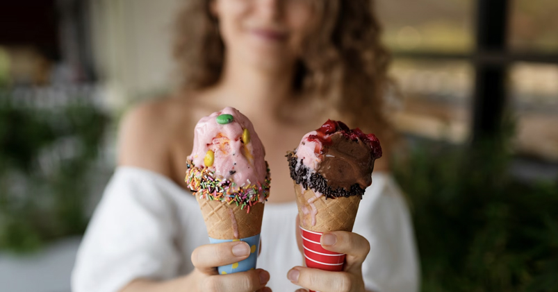 Yaz Aylarının Vazgeçilmez Lezzeti: Çikolatalı Dondurma