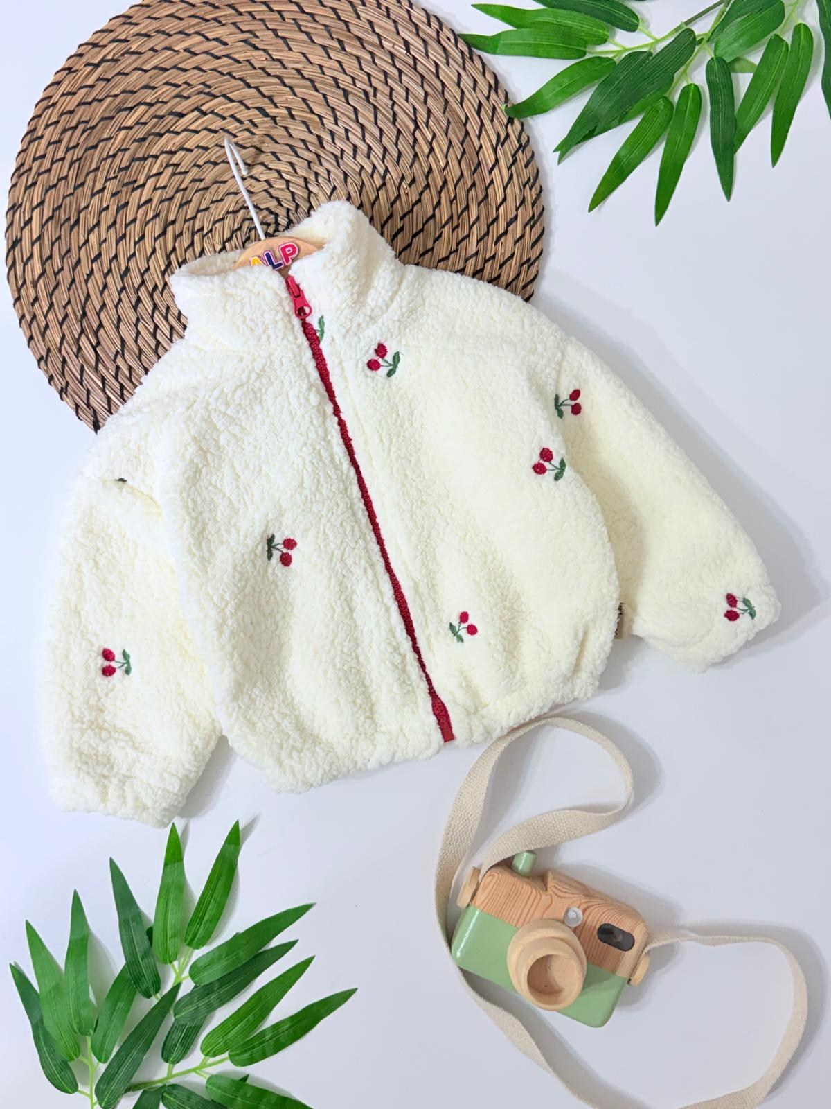 Aria Kiraz İşlemeli Peluş Ceket - Krem