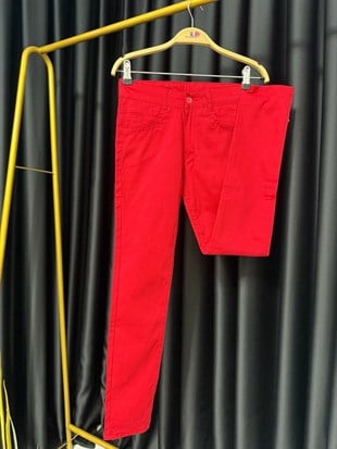 Kırmızı Slim Fit Erkek Çocuk Pantolon 23 Nisan Çocuk Bayramı