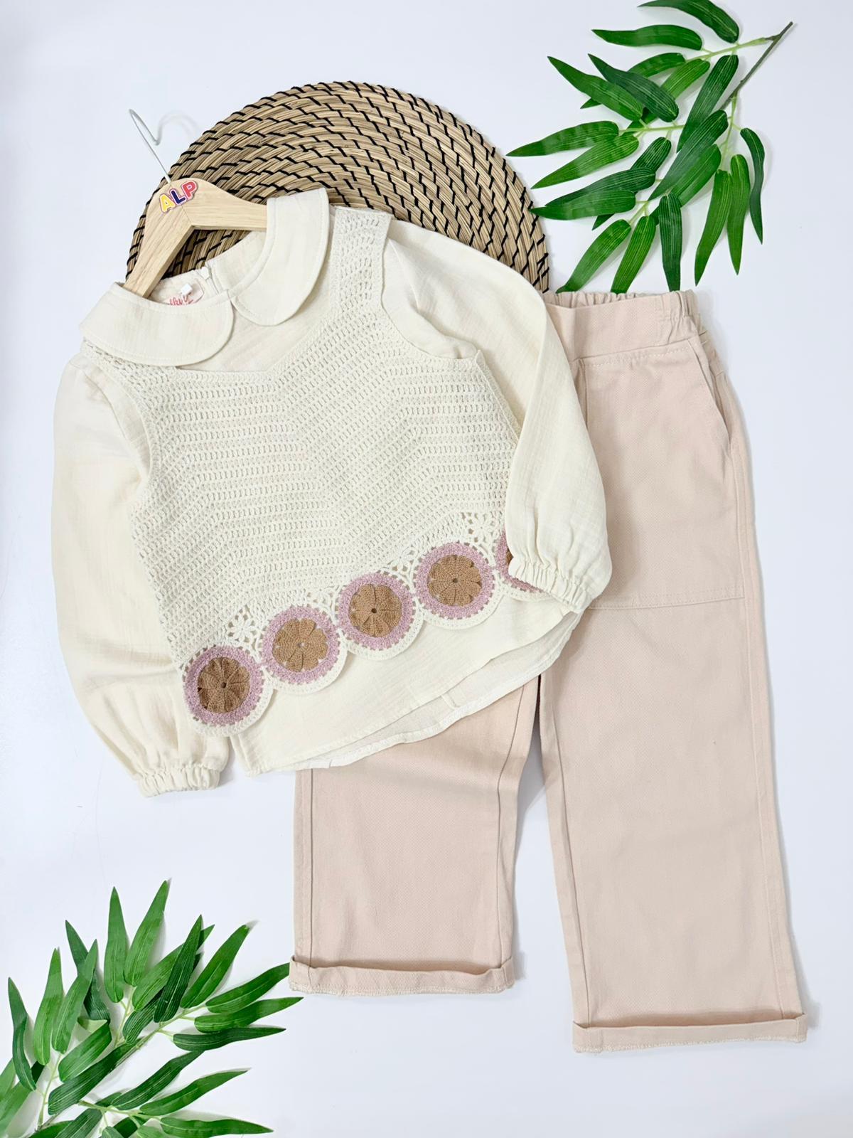 Çiçek Detaylı Müslin Gömlek Kot Pantolon Kız Çocuk 3 lü Takım
