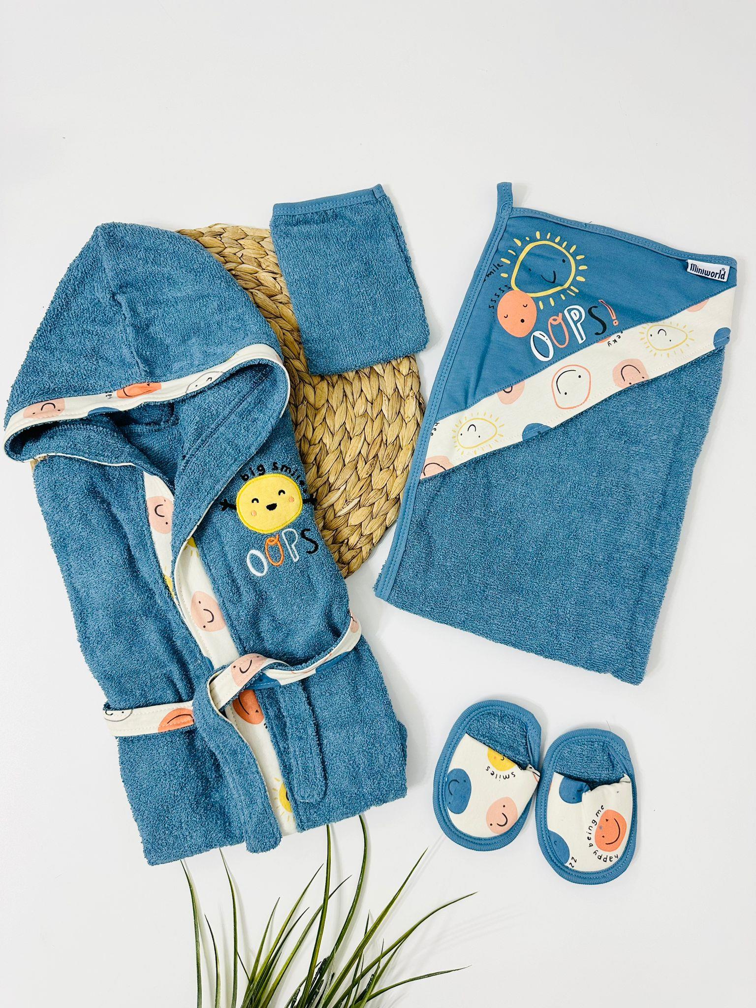 Smile 4 Parça 0.36 Ay Kullanıma Uygun Bornoz Seti mavi 