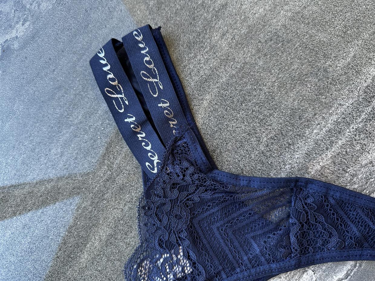 Çift bel lastikli Dantelli Tanga