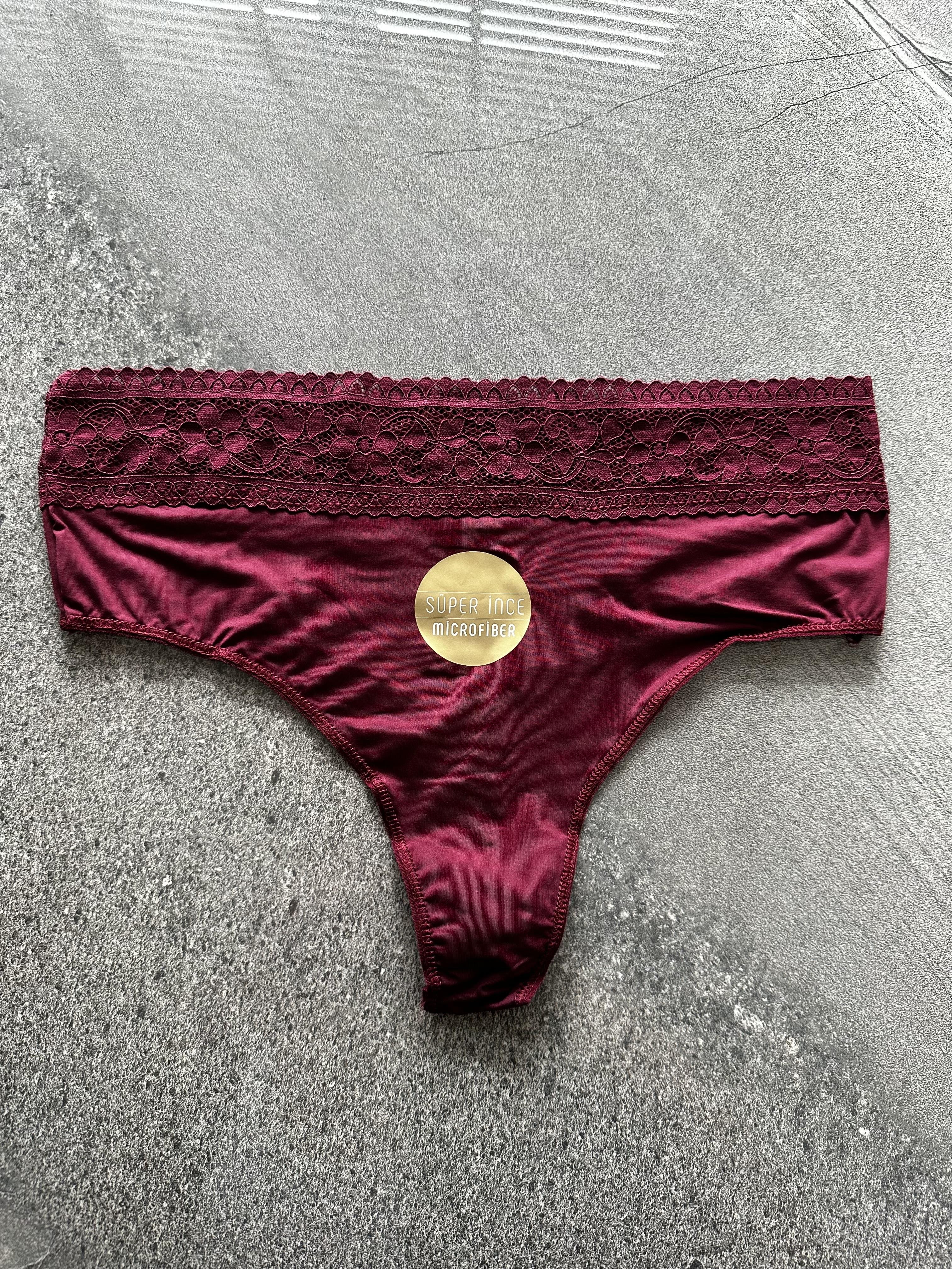 Dantel İşlemeli Bordo Tanga 4375