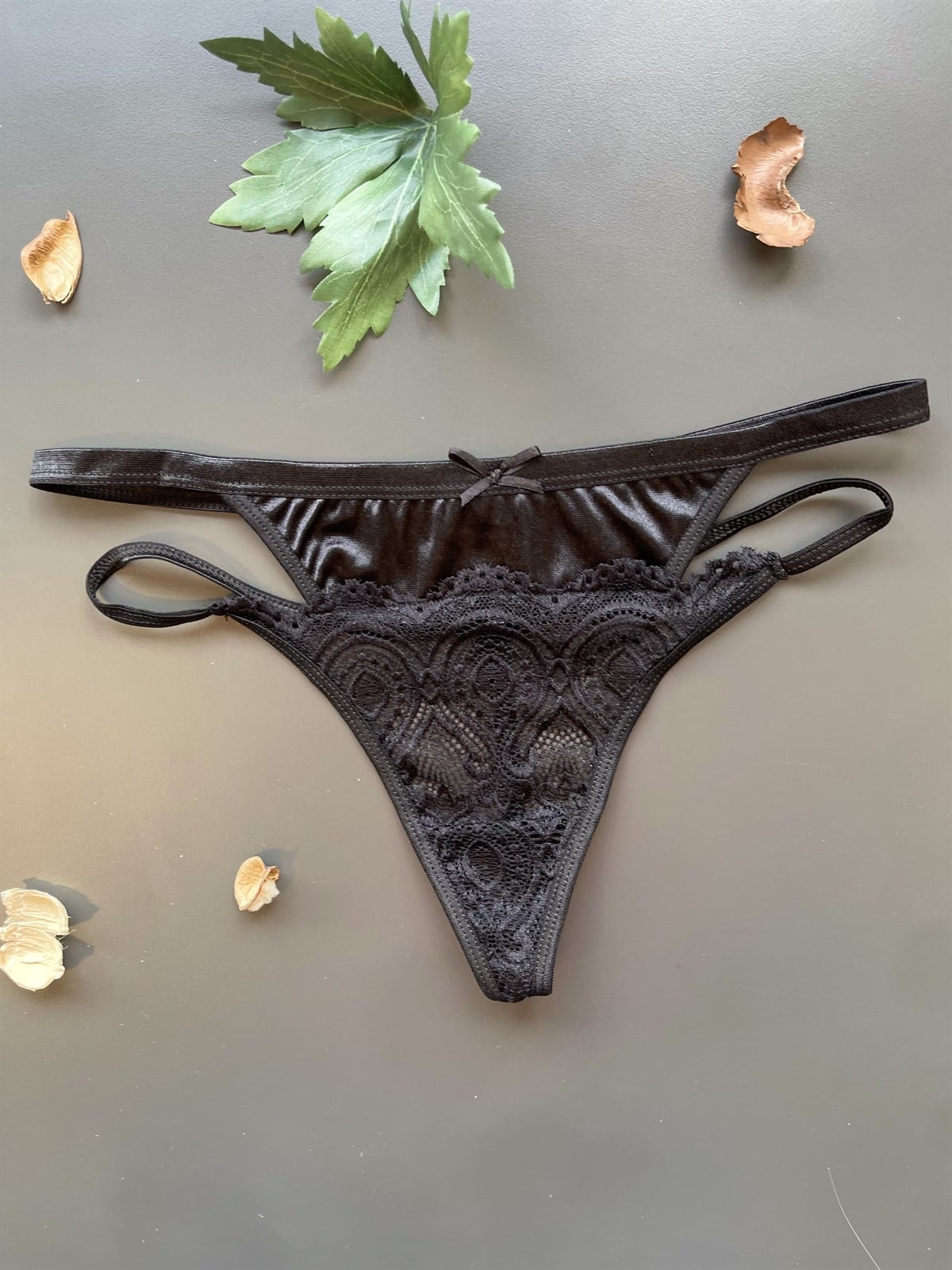 Kadın Dantelli Tanga (4534)