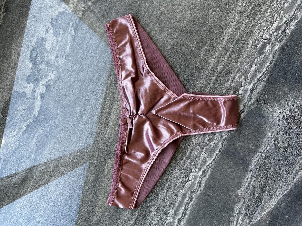 Kurdale Detay Parlak Somon Tanga