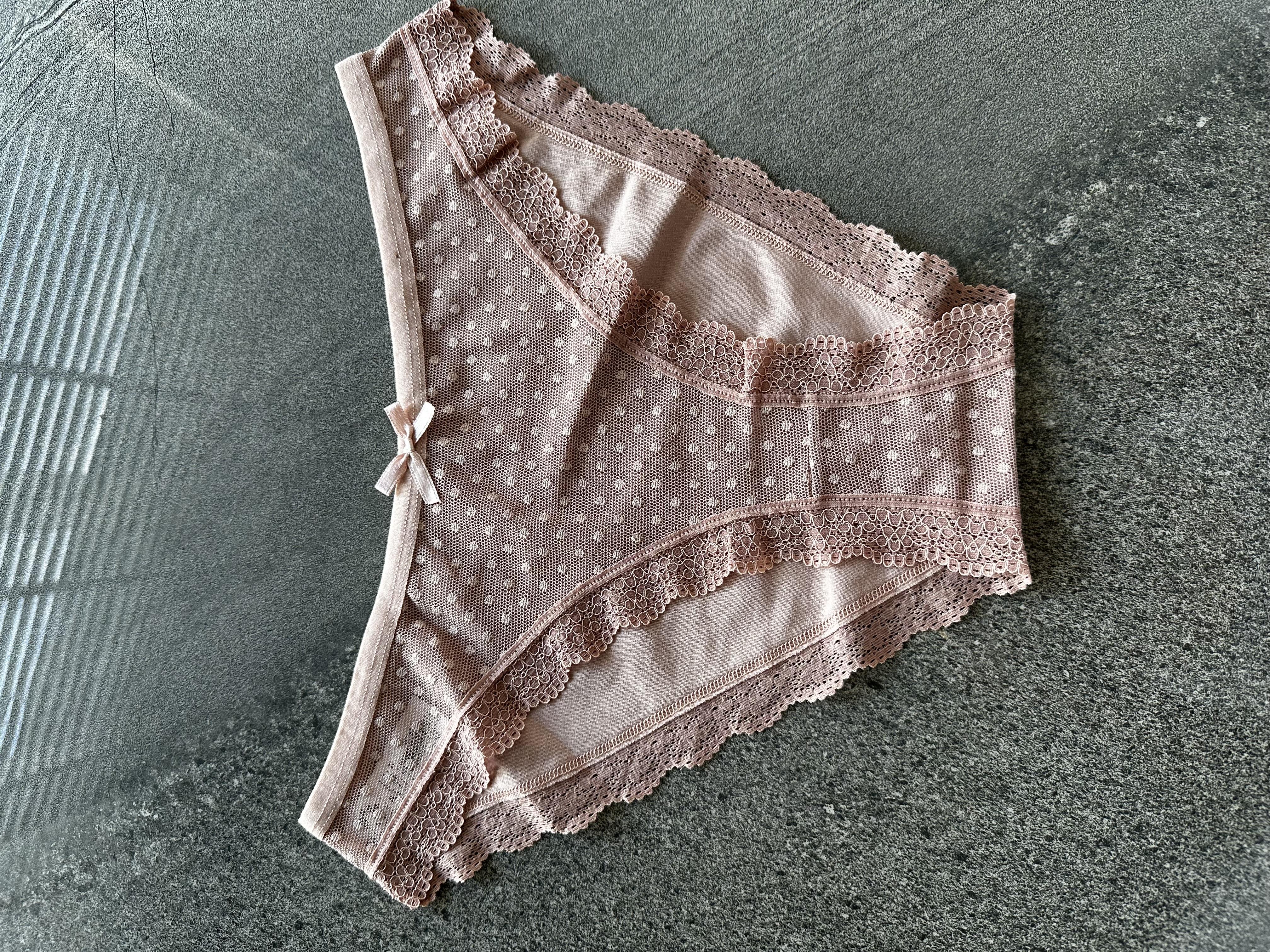 Puantiyeli Dantelli Vizon Külot