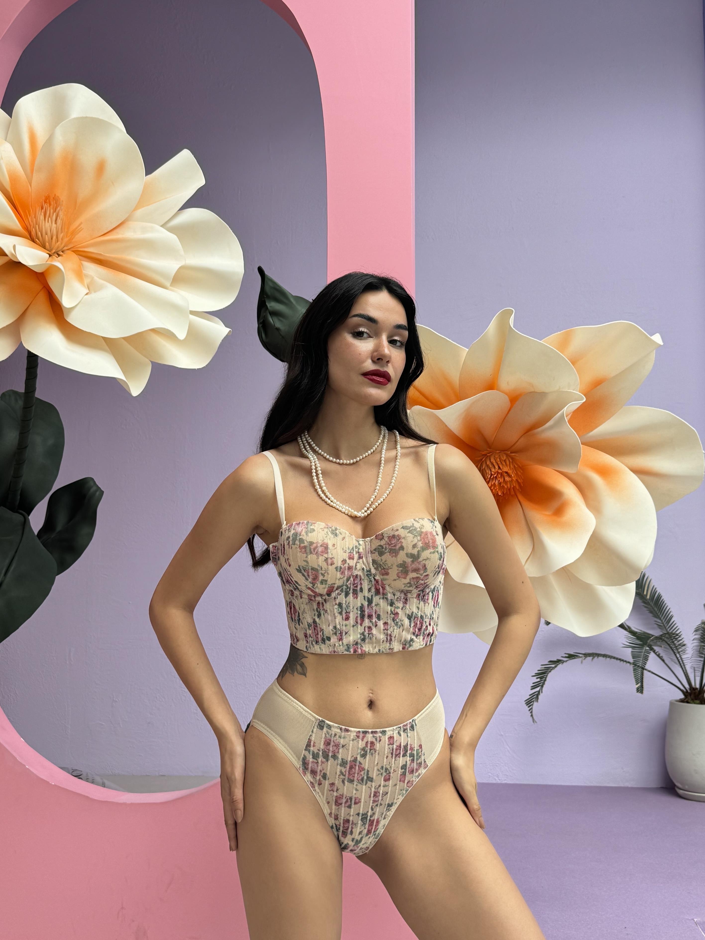 Simli Çiçek Desenli Destekli Ten Bustiyer Takım (682T)