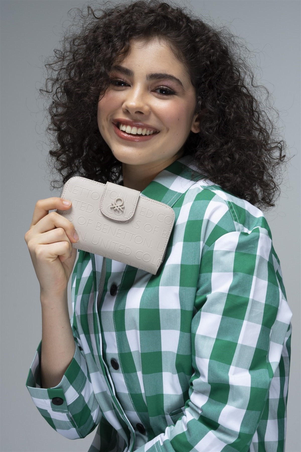 benetton bayan cüzdan bnt73322YBNT733AKS-350BENETTON