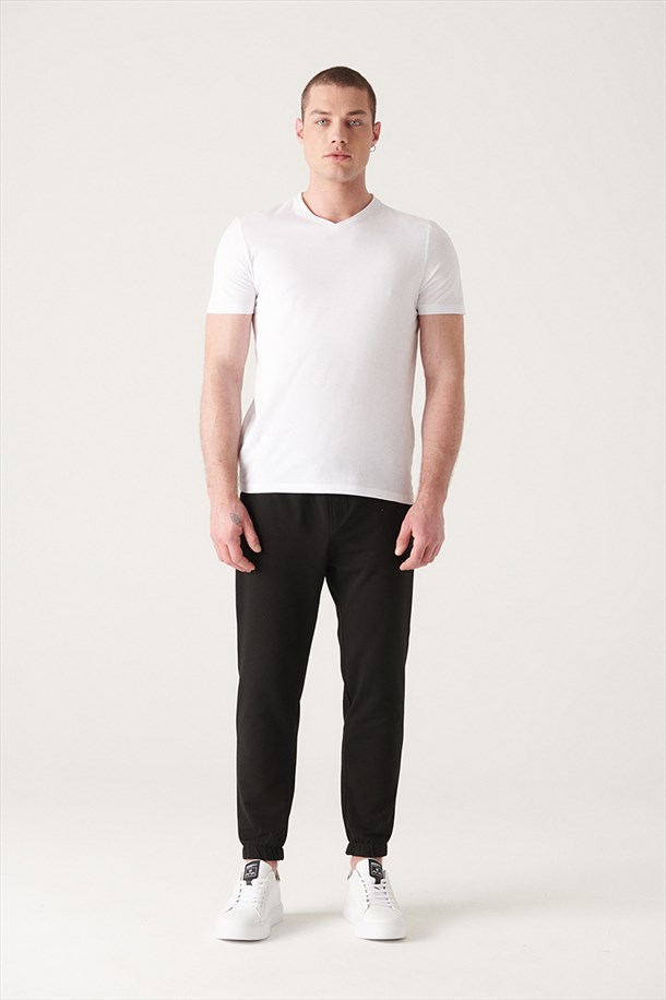 Beyaz V Yaka Düz T-Shirt