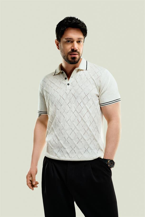 Ekru Polo Yaka Baklava Desenli Regular Fit Triko T-Shirt