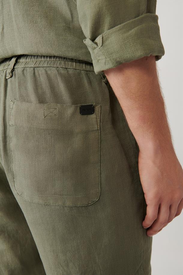 Haki Beli Lastikli %100 Keten Assos Relaxed Fit Şort