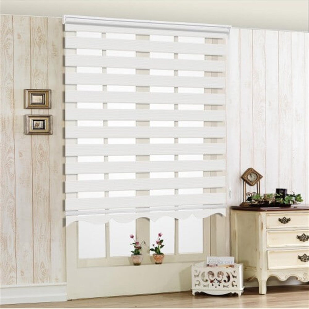 ZEBRA PERDEHİLAL TEKSTİLEKOL - 680HİLAL TEKSTİL VE DERİ ÜRÜNLERİ GIDA SAN. TİC. LTD. ŞTİ.DÜZ RENK GENİŞ PLİSELİ ZEBRA PERDE KREM VE BEYAZ RENK SEÇENEKLİ