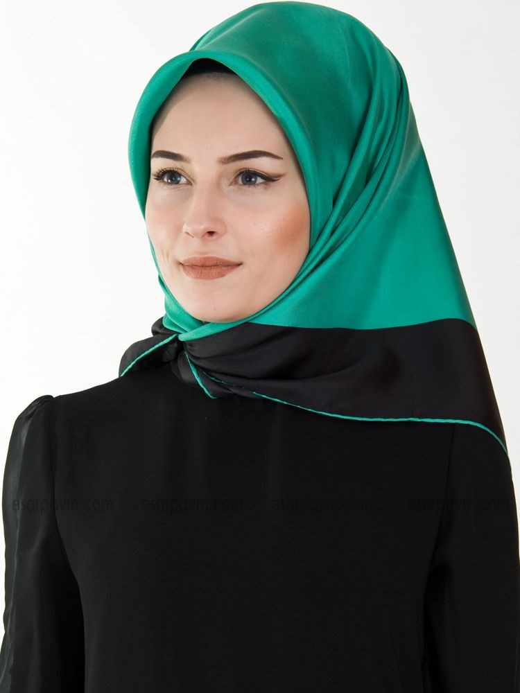 Armanda Çerçeveli İpek Eşarp Mint-Siyah
