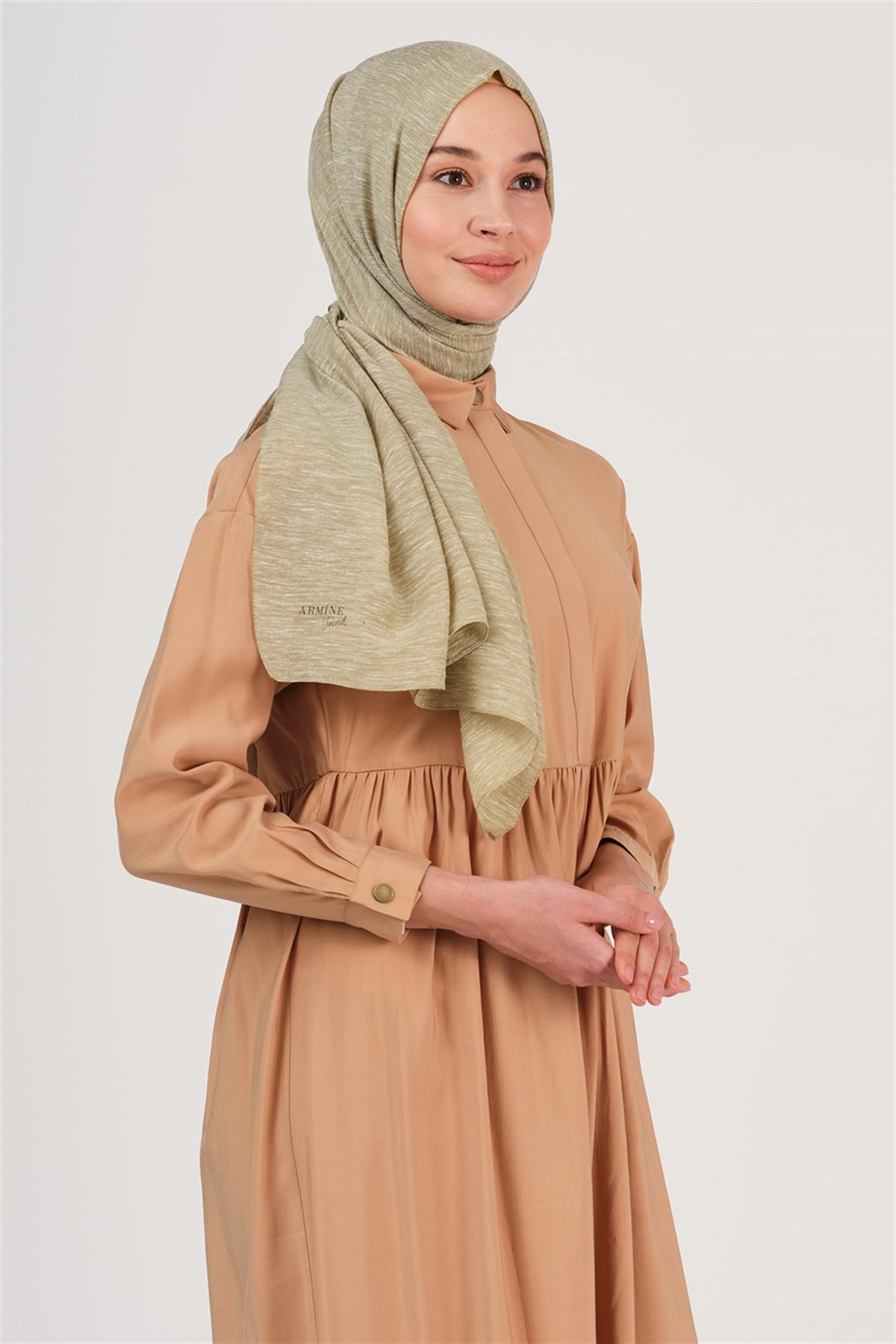 Armine Trend Simli Buse Şal Çiğ Badem