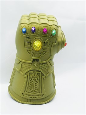 Avengers Thanos'un Oyuncak Işıklı Sesli - Sonsuzluk Eldiveni - Kaptan  Oyuncak